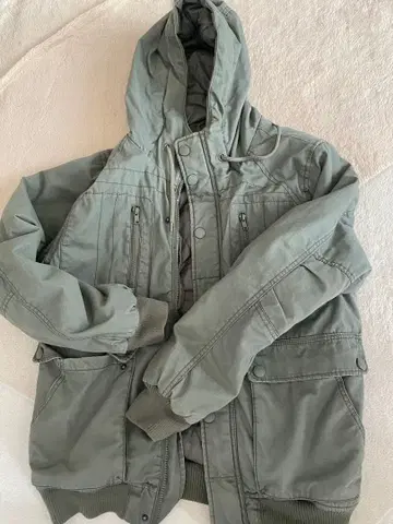 올리브 그린 밀리터리 자켓 M 사이즈