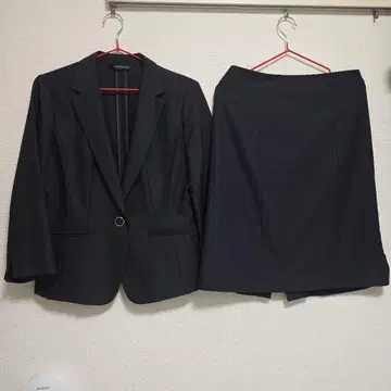 스커트 수트 11호