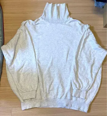 쿠메 섬유 빅 터틀넥 맨투맨 화이트 애쉬