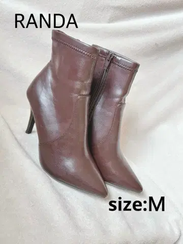 RANDA 브라운 힐 부츠