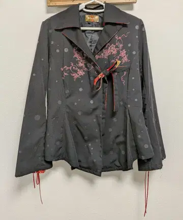 gouk 꽃무늬 자켓 블랙 도트 크레이프 원단 일본풍 패턴