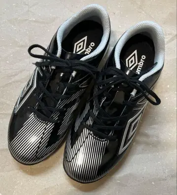 umbro 축구화 트레이닝 슈즈 블랙/실버