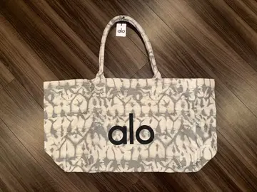 alo 타이다이 패턴 토트백