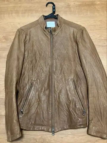 studious 싱글 라이더 자켓 피그 가죽