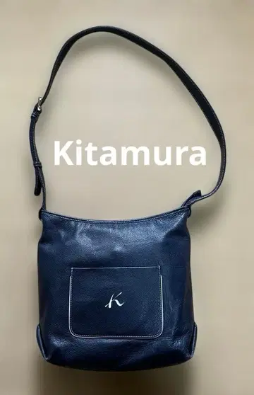 가죽 숄더백 네이비 블루