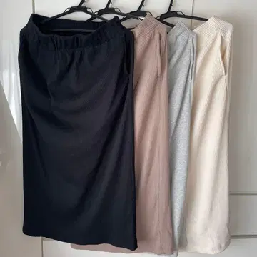 깔끔한 리브 타이트 롱 스커트