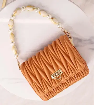 펄 비즈 핸들 2WAY 퀼팅 스퀘어 백 DIANA 다이애나