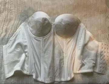 브라이덜 이너 E65 화이트