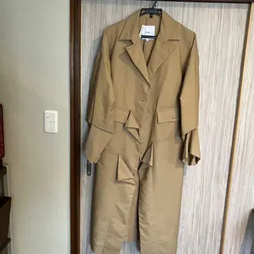 UN3D 오리가미 트렌치코트 롱 베이지 개성적