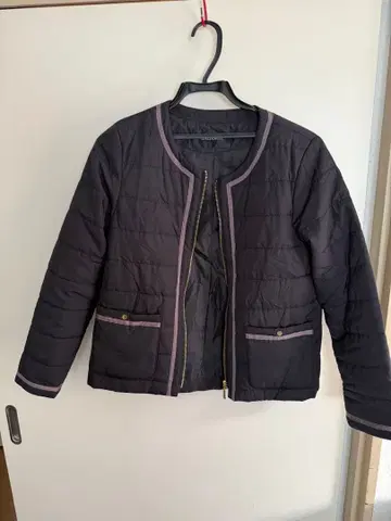 GALLORIA 블랙 퀼팅 자켓