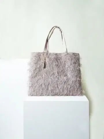 Charmantsac 프린지 장식 베이지 토트백