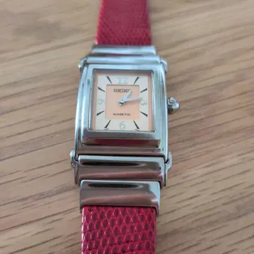 SEIKO Kinetic 손목시계 빨간색