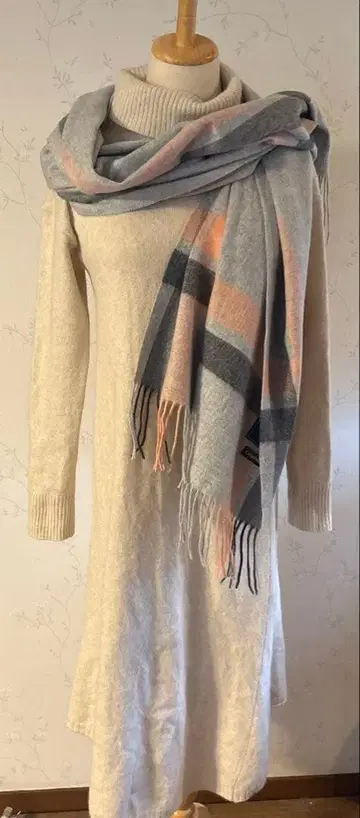 새상품급 플레어 니트 원피스