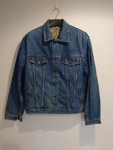 아르마니진 데님 자켓 이탈리아제 사이즈 48(L)