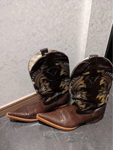 브라운 자수 웨스턴 부츠