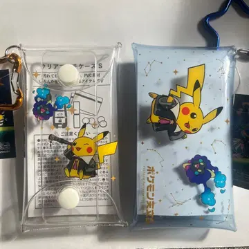 피카츄 PVC 케이스 S 사이즈 별 모양 키링 포함