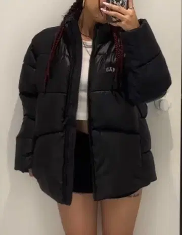 GAP 로고 다운 자켓 블랙