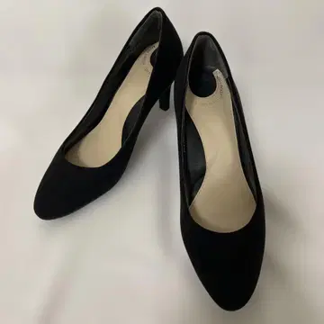 RANDA 블랙 스웨이드 하이힐.