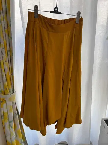 MS 머스타드 플레어 스커트