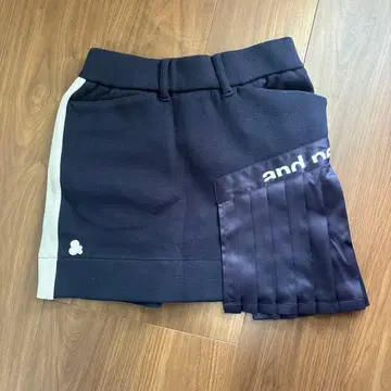 앤퍼시 골프웨어 절개 플리츠 디자인 스커트 네이비