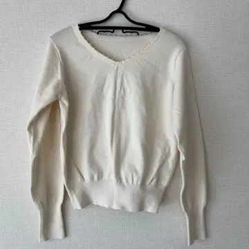 V넥 니트 베이지