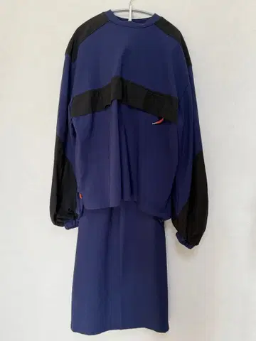 HeRIN.CYE 셋업 상의 하이웨스트 타이트 스커트