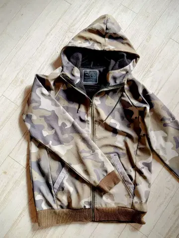 퀵실버 발수 지퍼 후드티 가을/겨울 방한에 추천