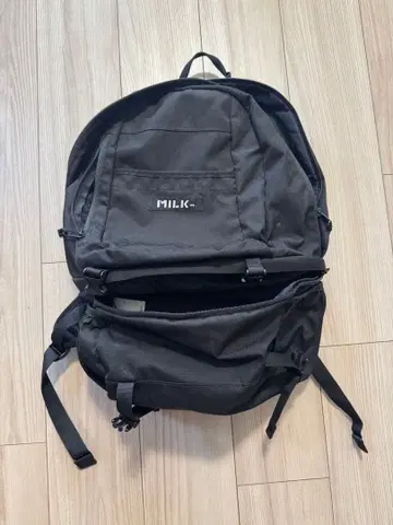 MILKFED 블랙 백팩
