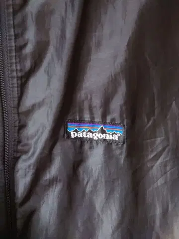 patagonia 블랙 다운 자켓 XL