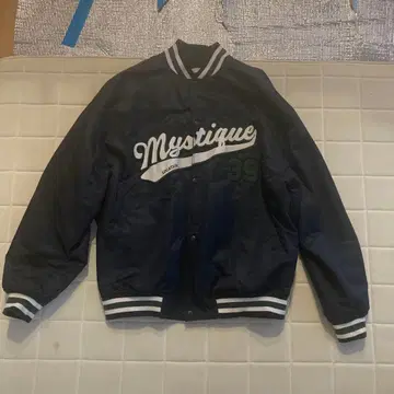 거의 미사용 WEGO Mystique 네이비 바시티 자켓