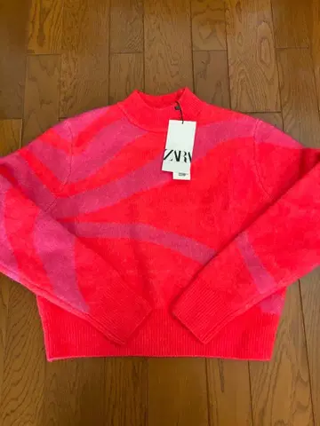 ZARA 핑크 스트라이프 스웨터 S 미사용 새상품 정가 4990엔