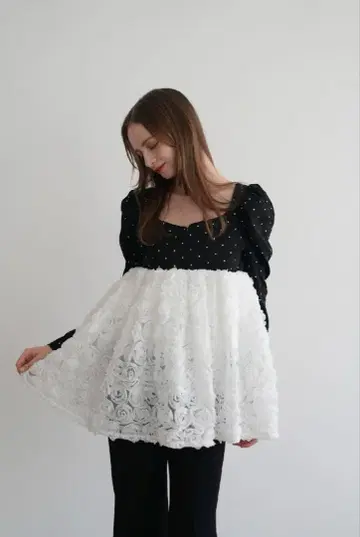 Acka 3d rose puff tops