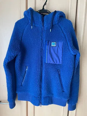 헬리한센 플리스 후드티