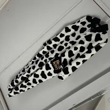 Hello Kitty 소 패턴 룸웨어 L 사이즈