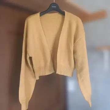 새상품 GRL 숏 기장 니트