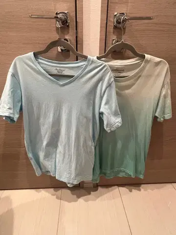 론 허먼 스카이블루 V넥 U넥 티셔츠 2장 세트