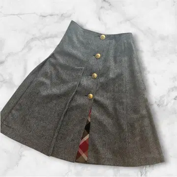 새상품급 BLUE LABEL 플레어 스커트 38