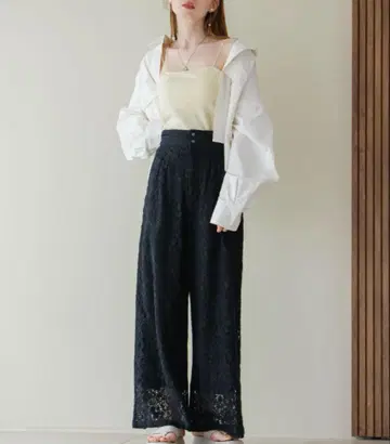 hinari 플라워 레이스 턱 팬츠 블랙 프리 사이즈