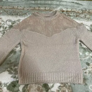 미사용 새상품! 질 오샤레 고급 베이지 리브 긴팔 니트 스웨터