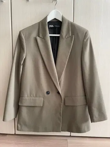 ZARA 카키 테일러드 자켓 XS