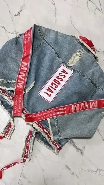 새상품 fashionnova 데미지 데님 자켓 L