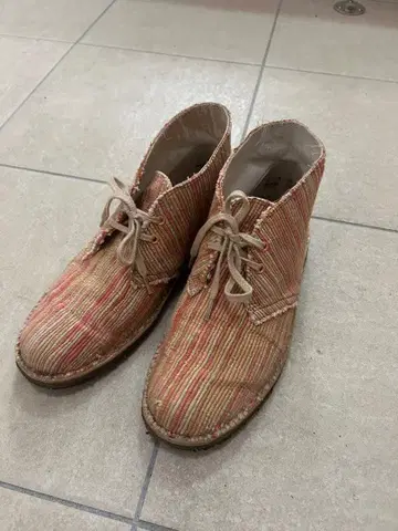 클락스 트 부츠