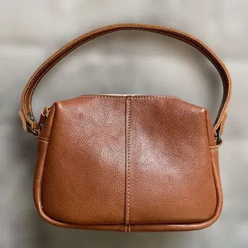 새상품 브라운 가죽 핸드백 지퍼 포함