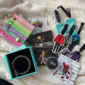 SHINee 굿즈