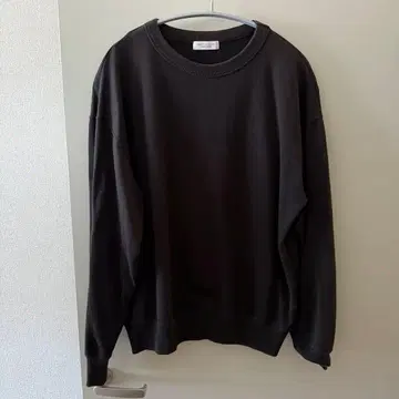 뷰티 앤 유스 맨투맨 다크 그레이