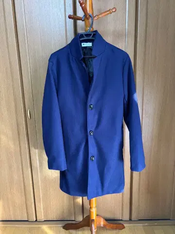 남성용 코트 남성용 자켓 네이비 버튼 부착 코트