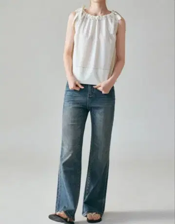 Fano studios 워시 가공 슬림 스트레이트 플레어 데님