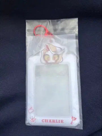 해즈빈 호텔 팝업 카드 홀더 루시퍼