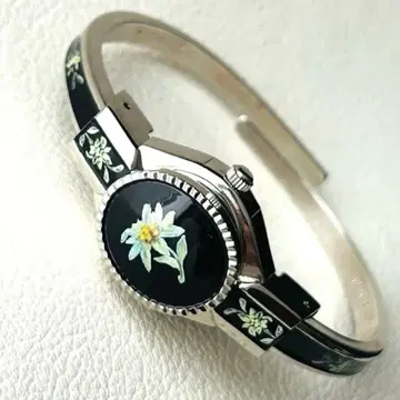 가동품 Andre Mouche 안드레 무슈 뱅글 워치 스위스산