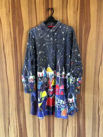 별이 빛나는 밤과 등대의 프린트 원피스